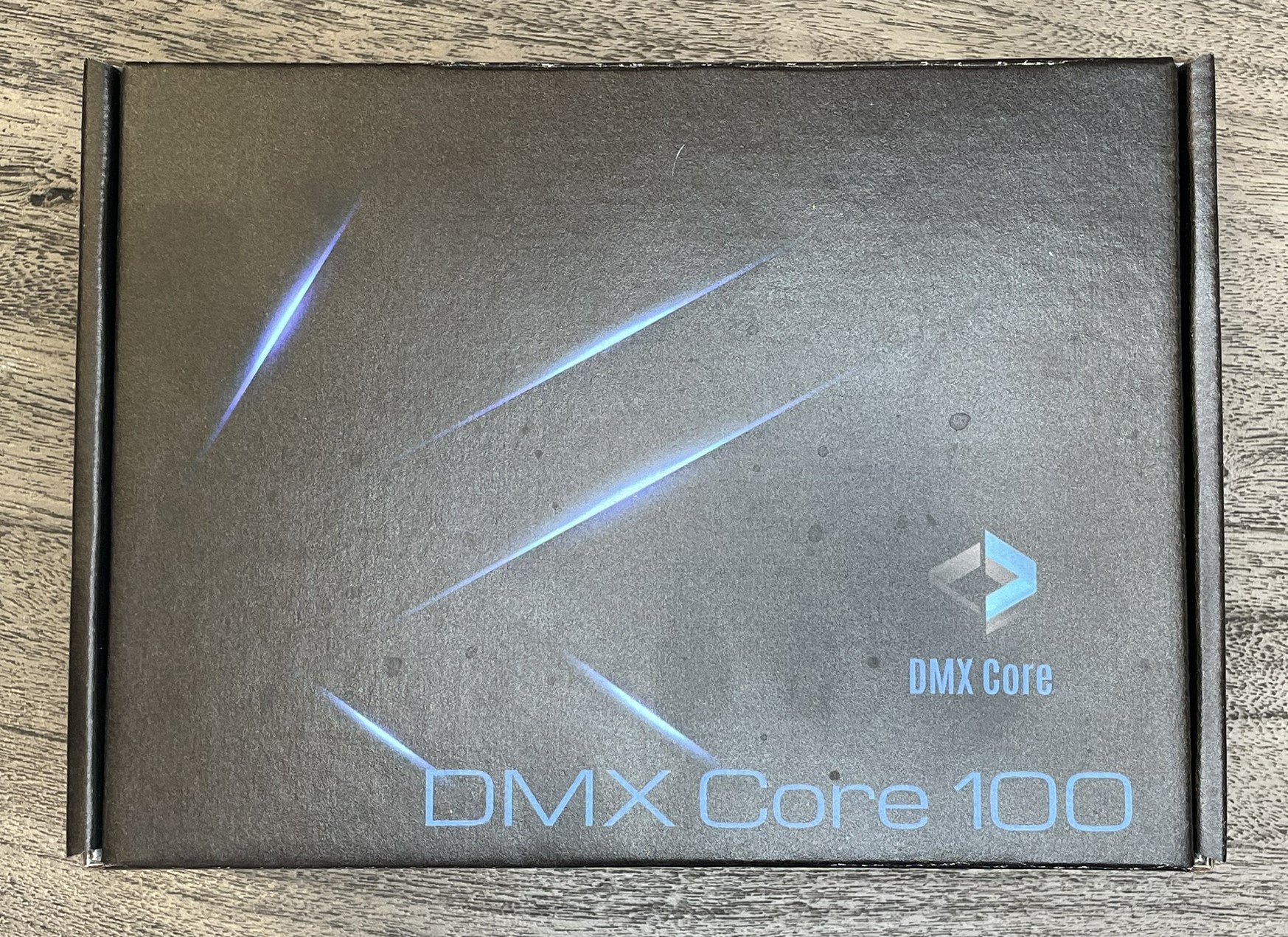 DMX Core 100 Box